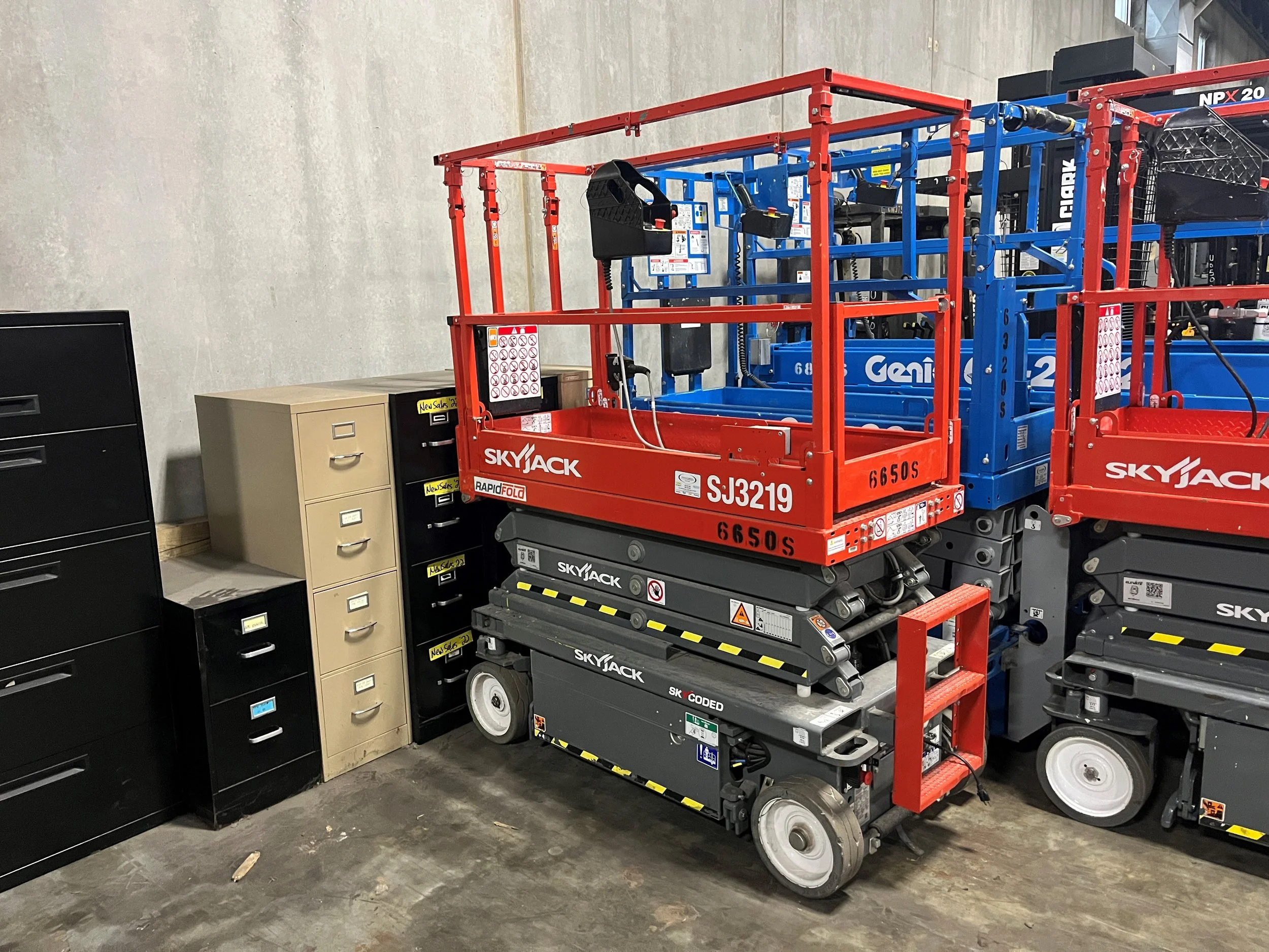 2023 Skyjack SJ3219 - $11,450