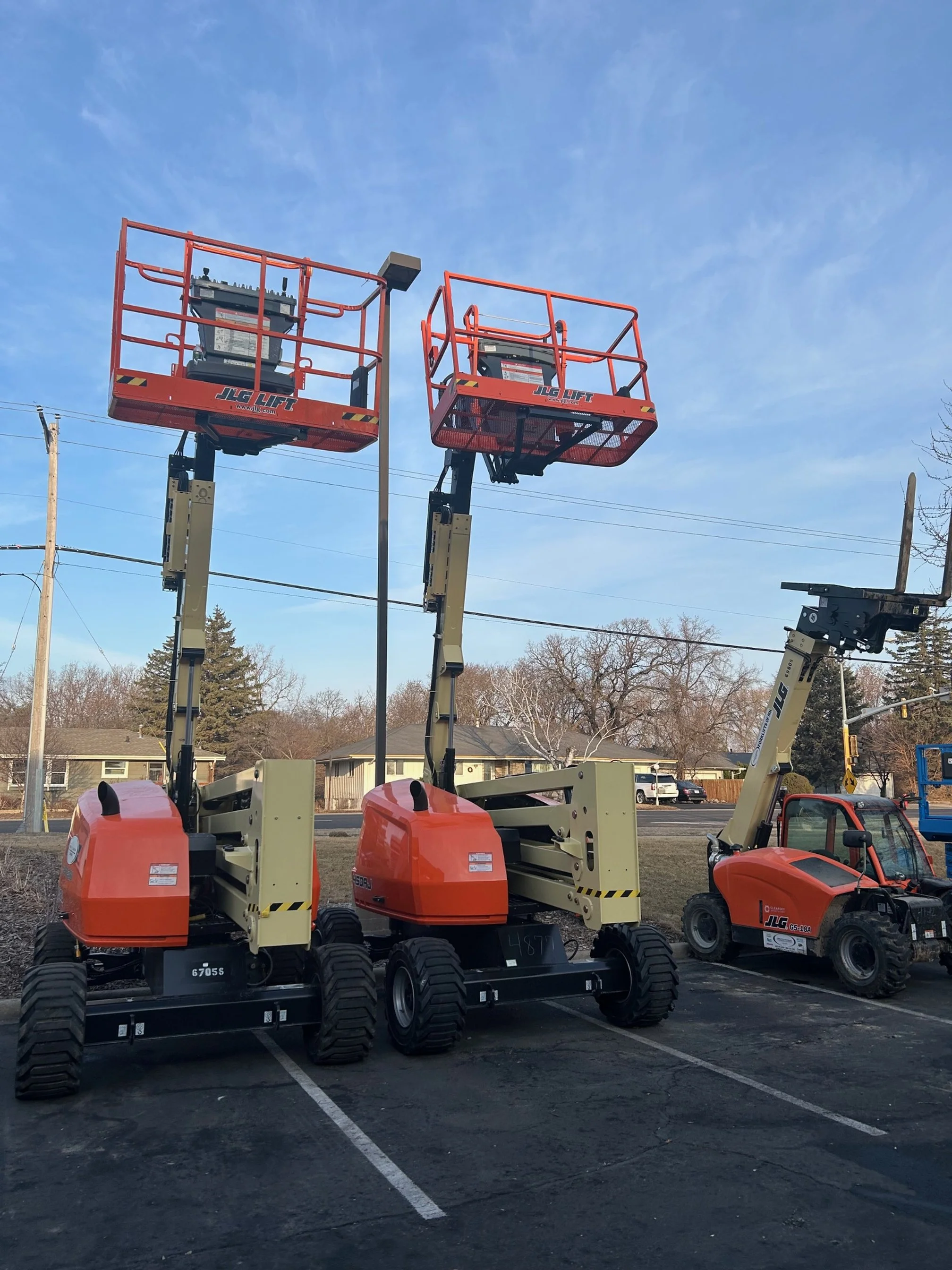New JLG 450AJ